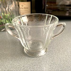 Madrid pattern clear Federal Glass Sugar Bowl